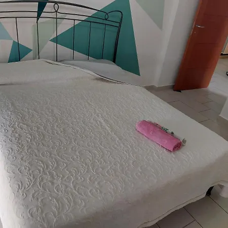 Mare Relax Неттуно